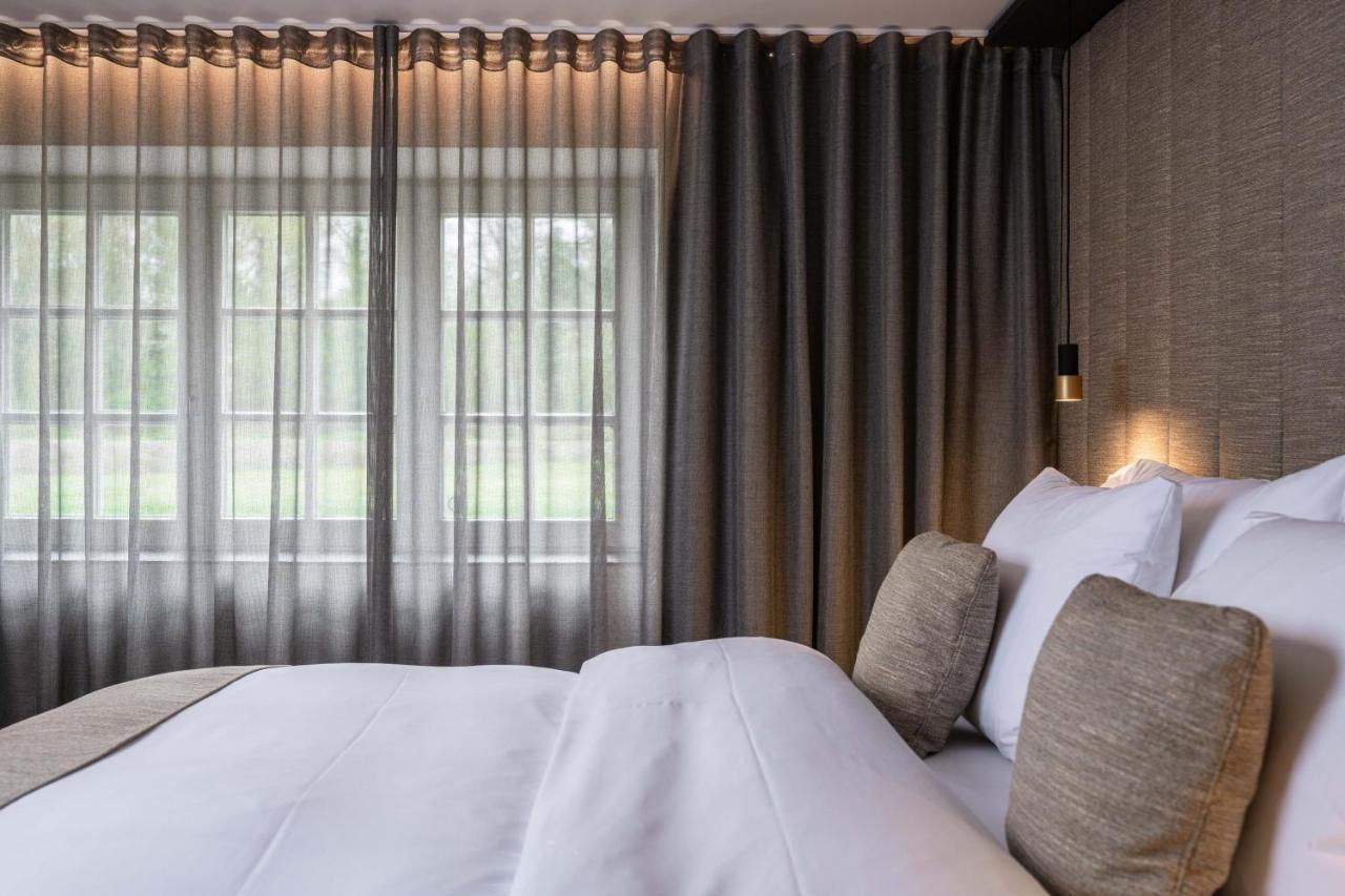 La Butte Aux Bois A Small Luxury Hotel Of The World Lanaken Exterior photo
