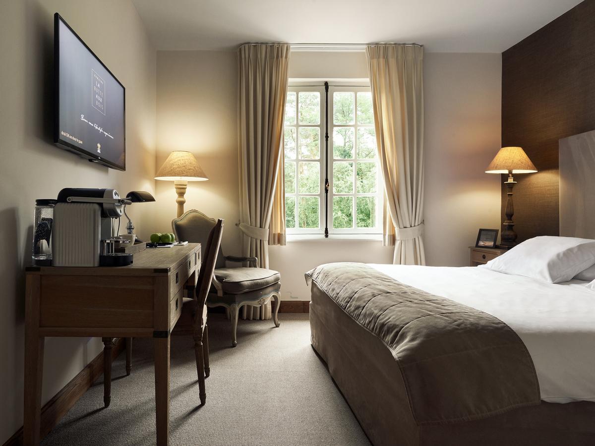 La Butte Aux Bois A Small Luxury Hotel Of The World Lanaken Exterior photo